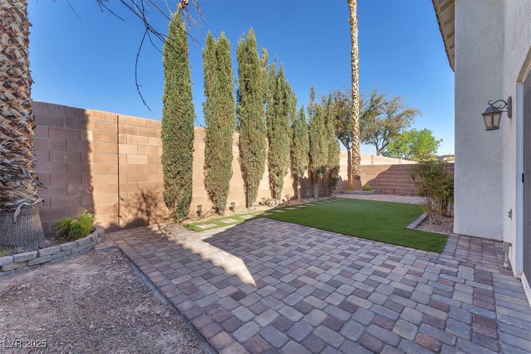 10955 Sospel Place