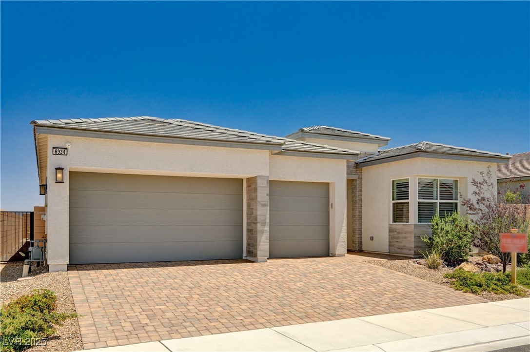 8934 Windgate Ranch Street