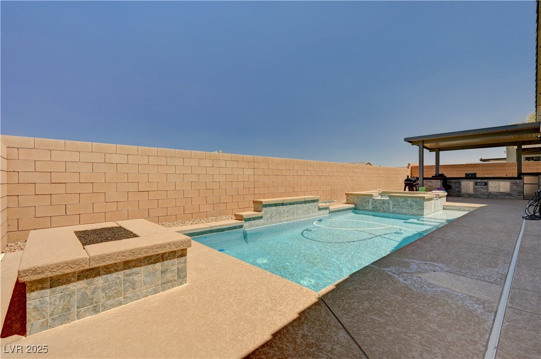8934 Windgate Ranch Street