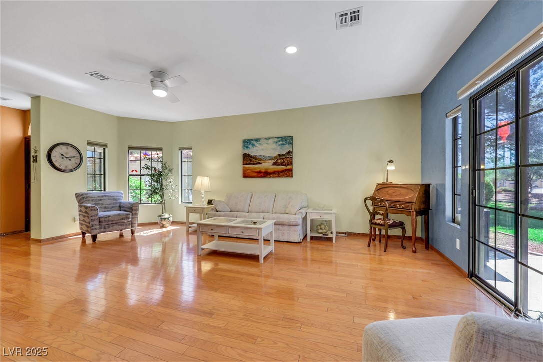 7909 Canoe Lane
