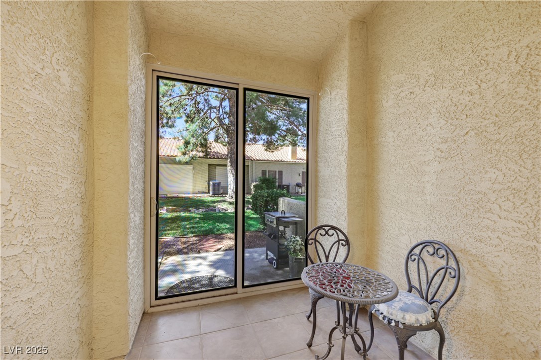 7909 Canoe Lane
