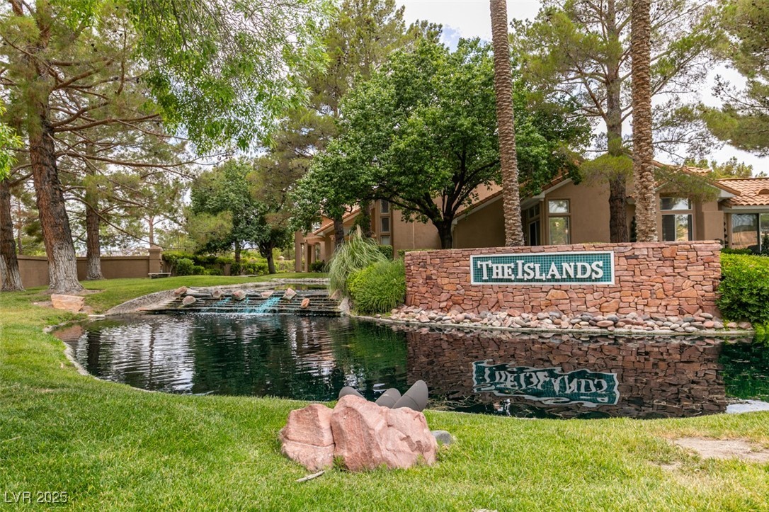 4963 Crooked Stick Way