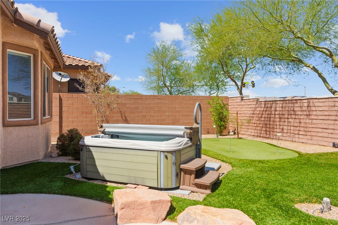 10348 Hawks Wing Street