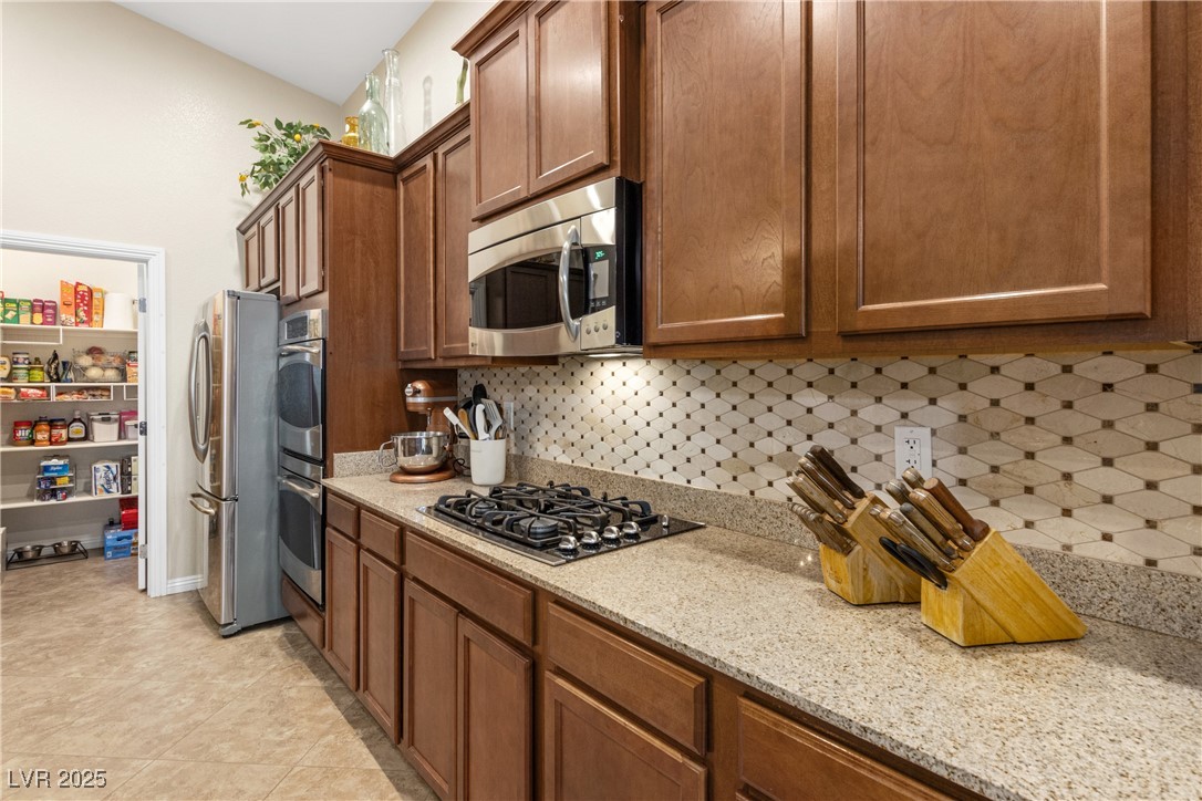 6413 White Tiger Court