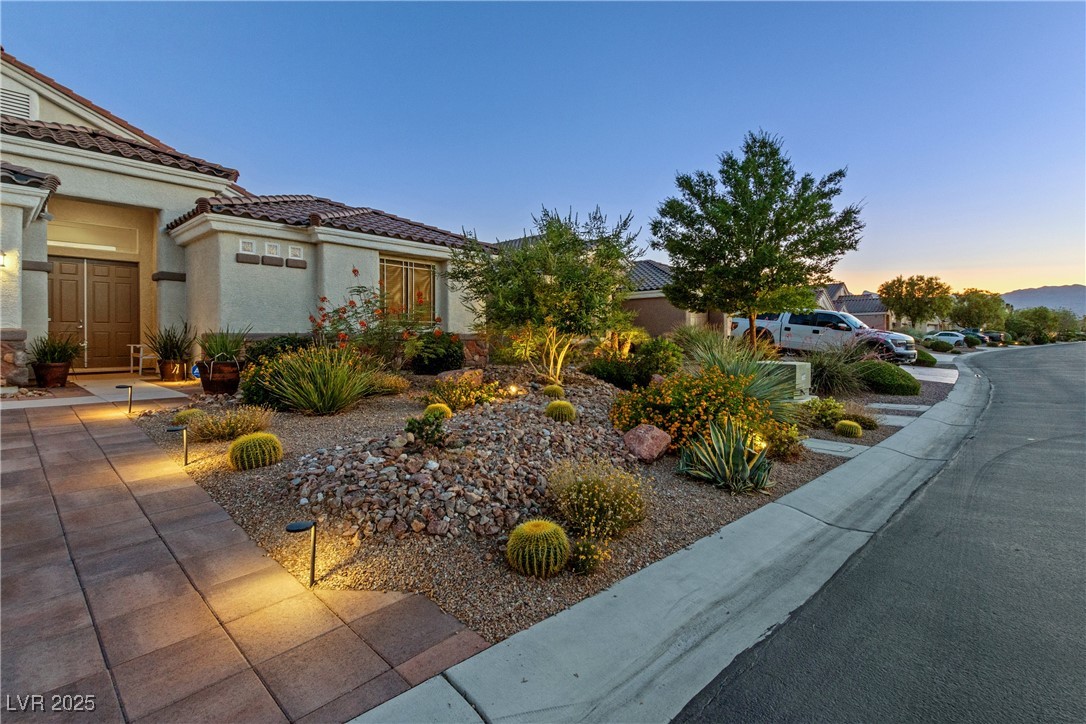 6413 White Tiger Court
