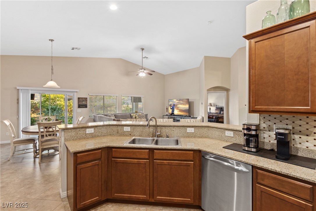 6413 White Tiger Court