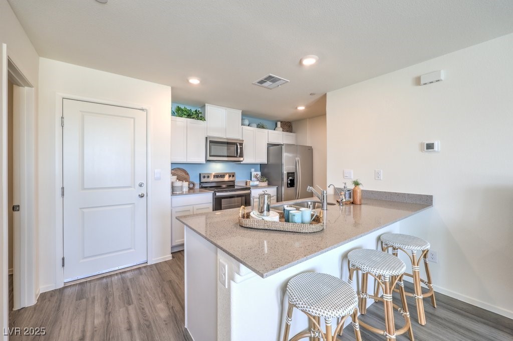 6189 Aster Garden Street 179