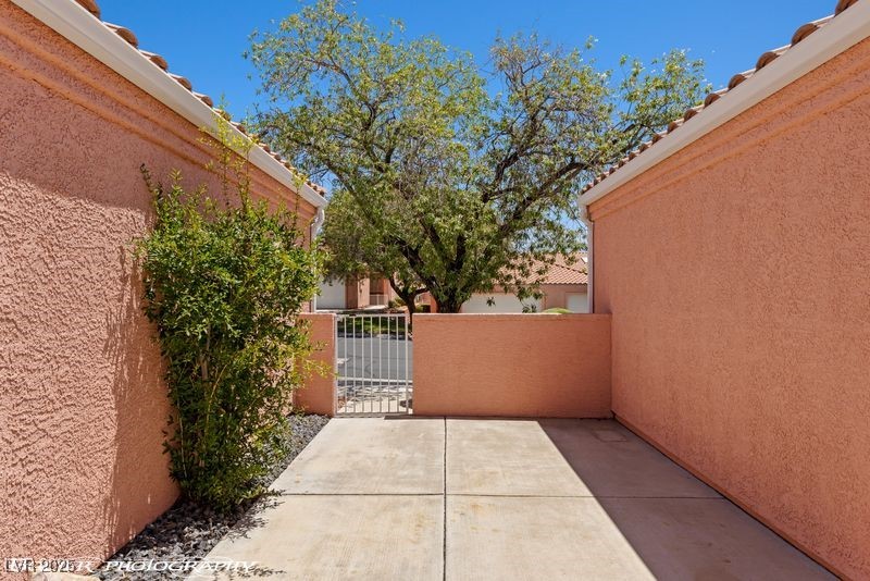 731 Appletree Lane