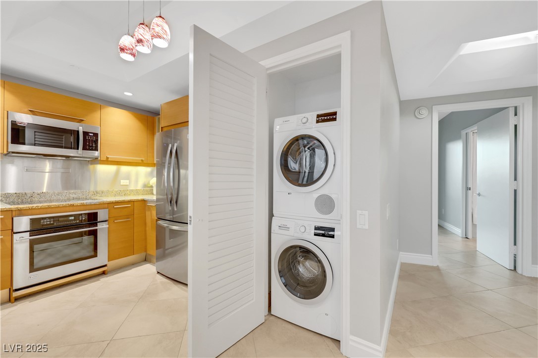 322 Karen Avenue 2501