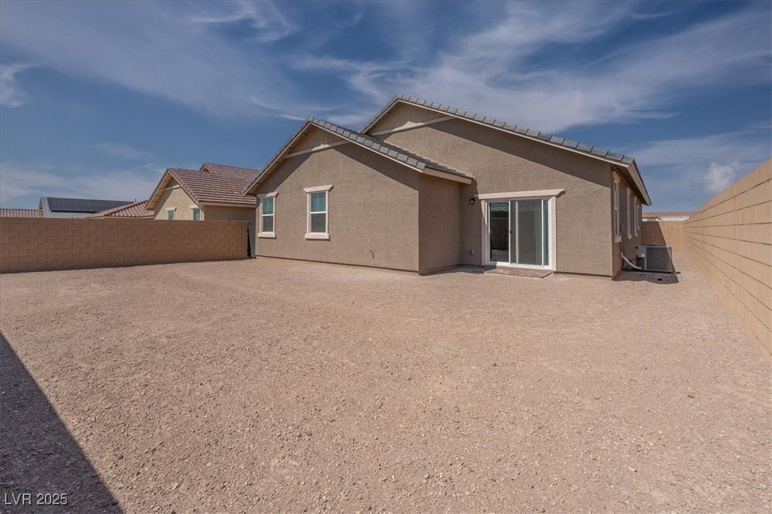 817 Cottonwood Hill Place