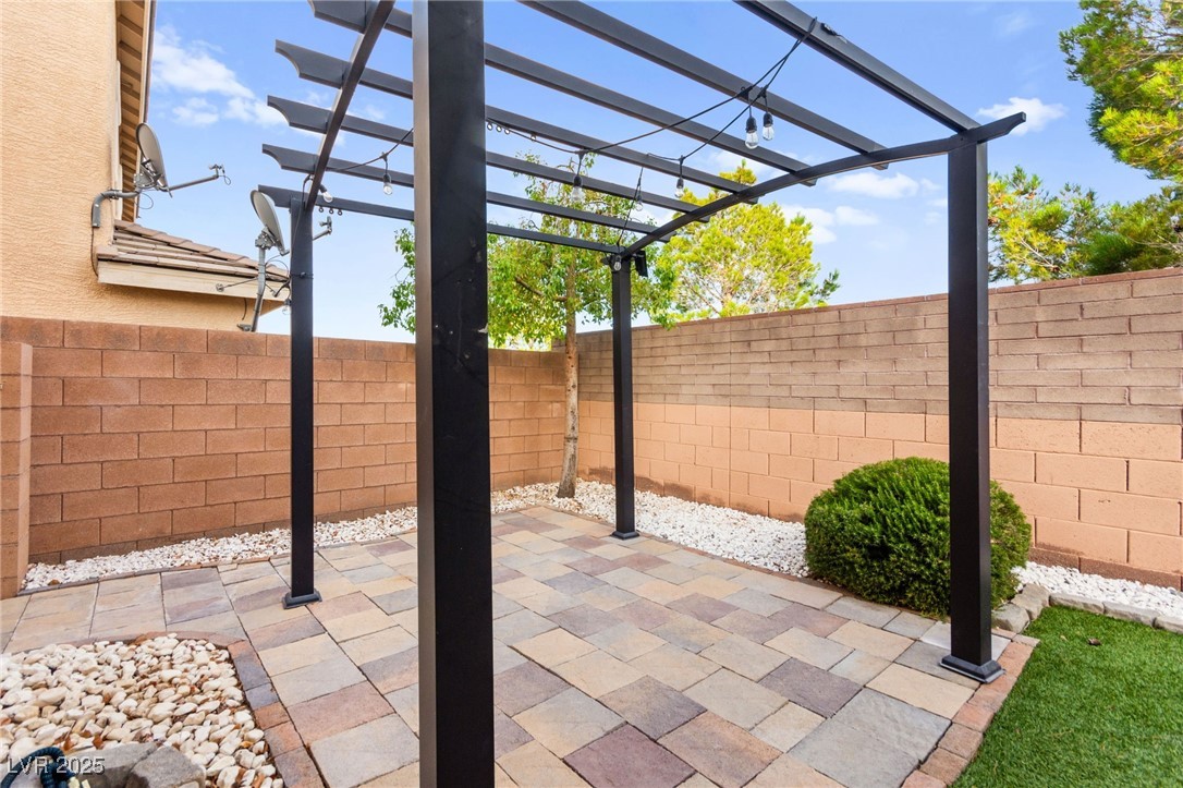 10557 Bandera Mountain Lane