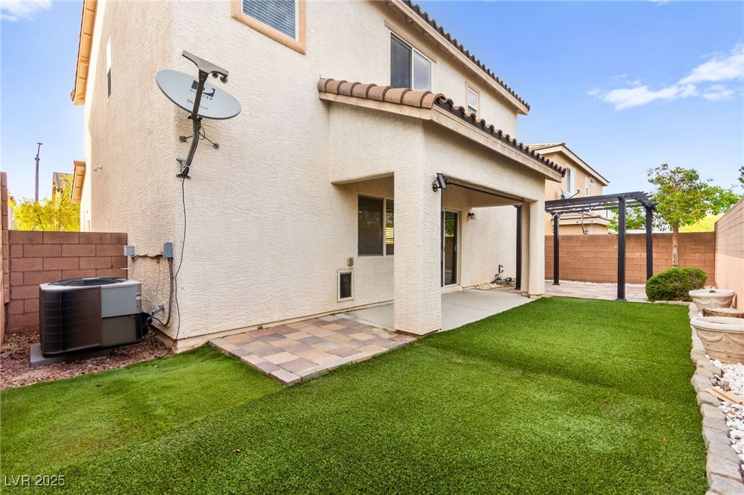 10557 Bandera Mountain Lane