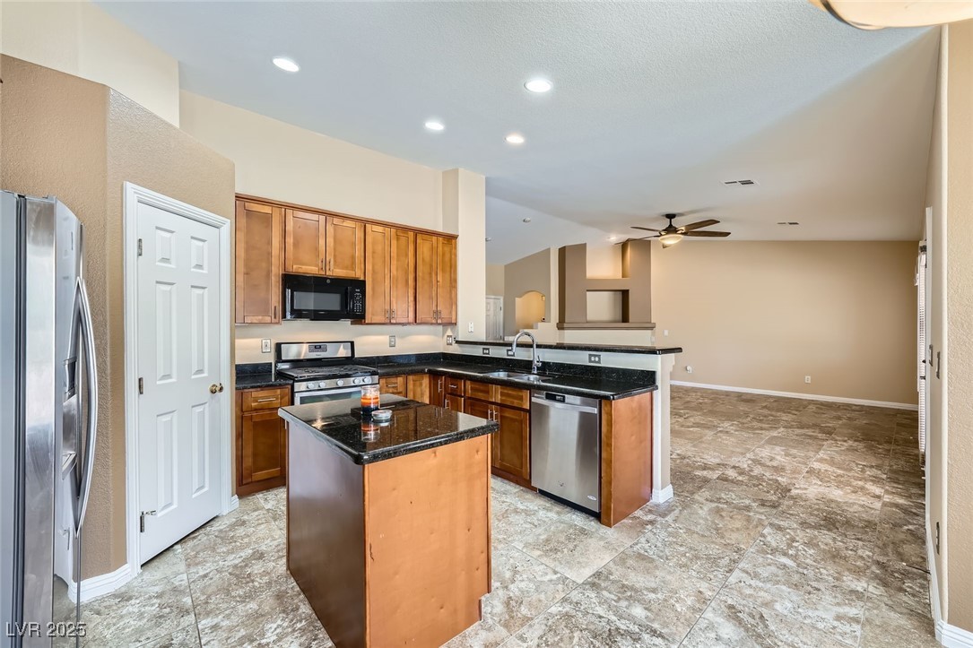 4904 Meadows Encore Avenue