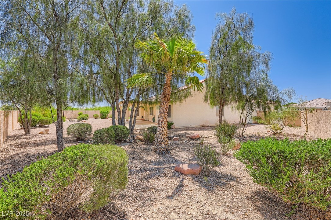 4904 Meadows Encore Avenue