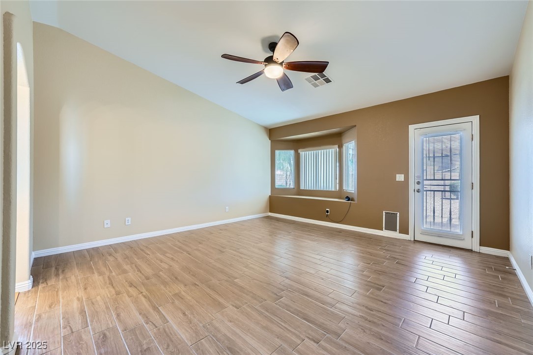 4904 Meadows Encore Avenue