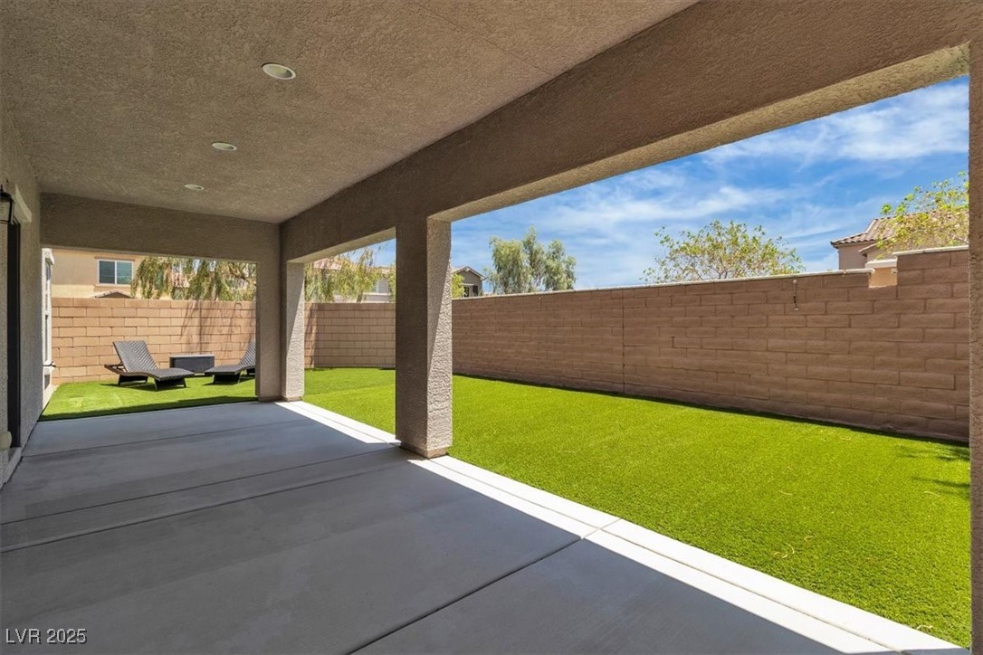 7775 Santos Bay Court