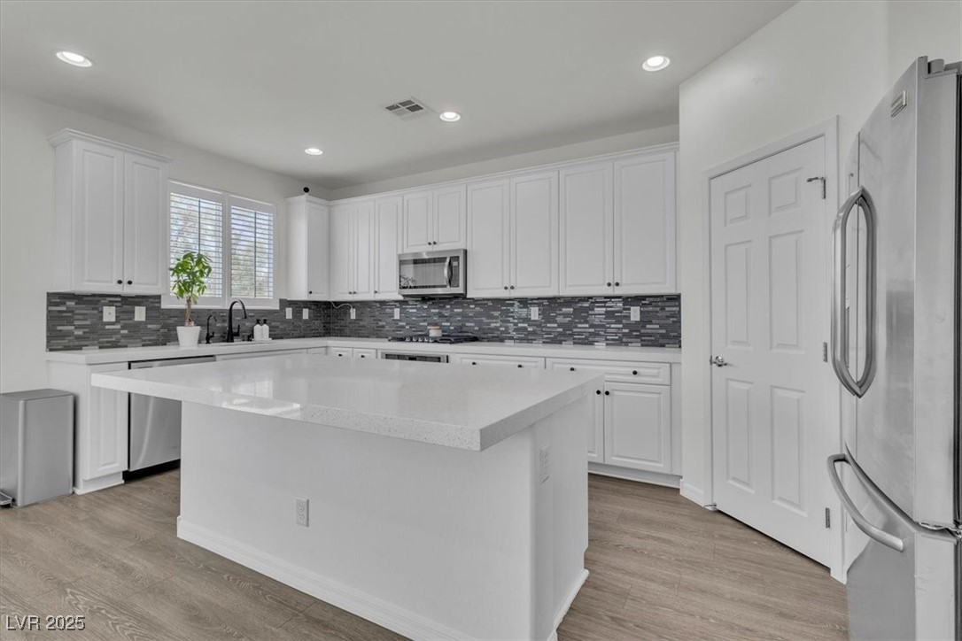 7775 Santos Bay Court