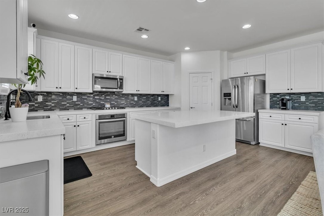 7775 Santos Bay Court