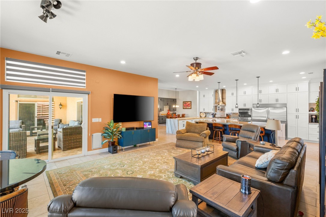 286 Bowsprit Court