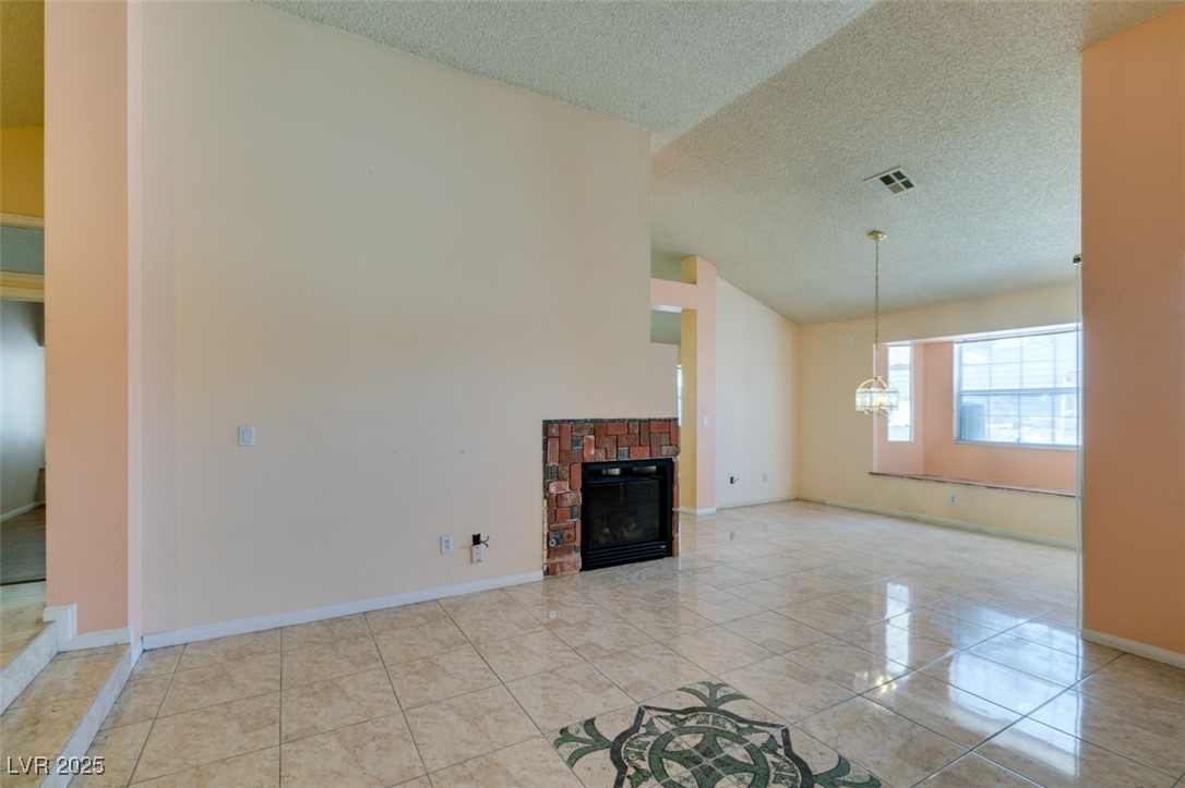 3127 Kennewick Drive