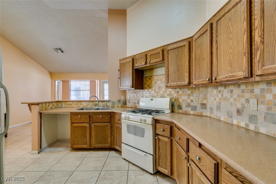 3127 Kennewick Drive