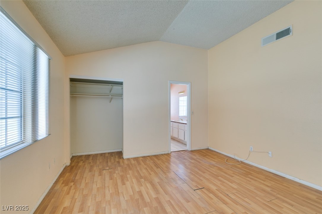 3127 Kennewick Drive