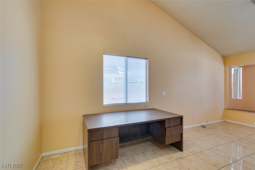 3127 Kennewick Drive