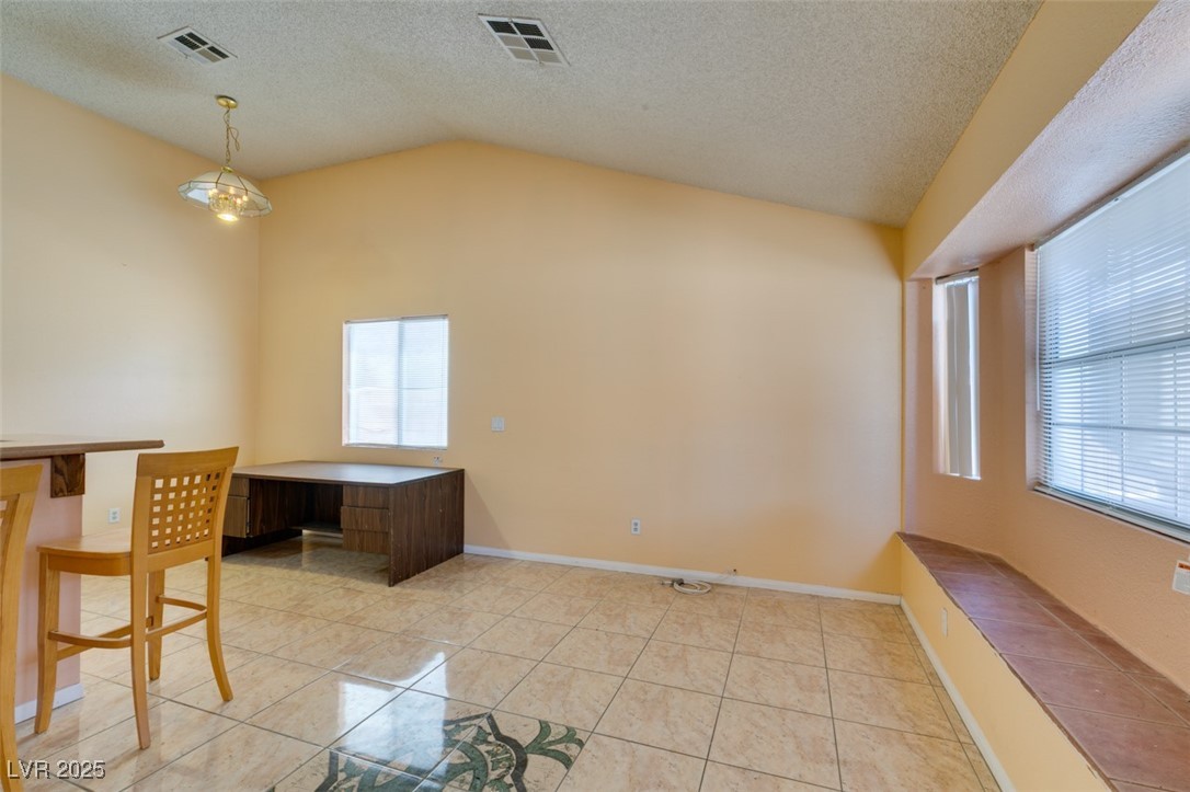 3127 Kennewick Drive