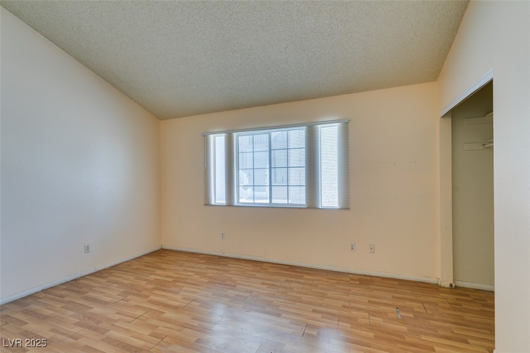 3127 Kennewick Drive