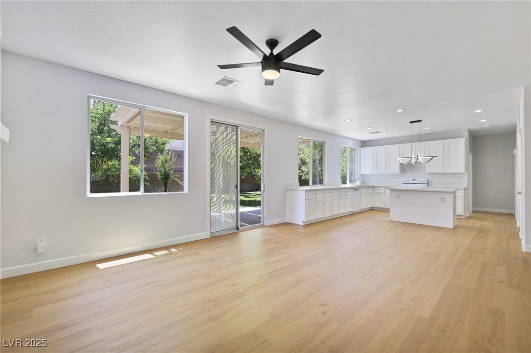 1371 Cumulus Court