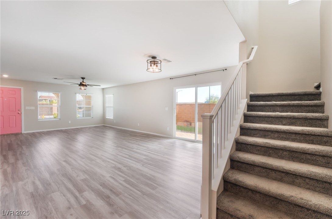 1102 East Dorrell Lane