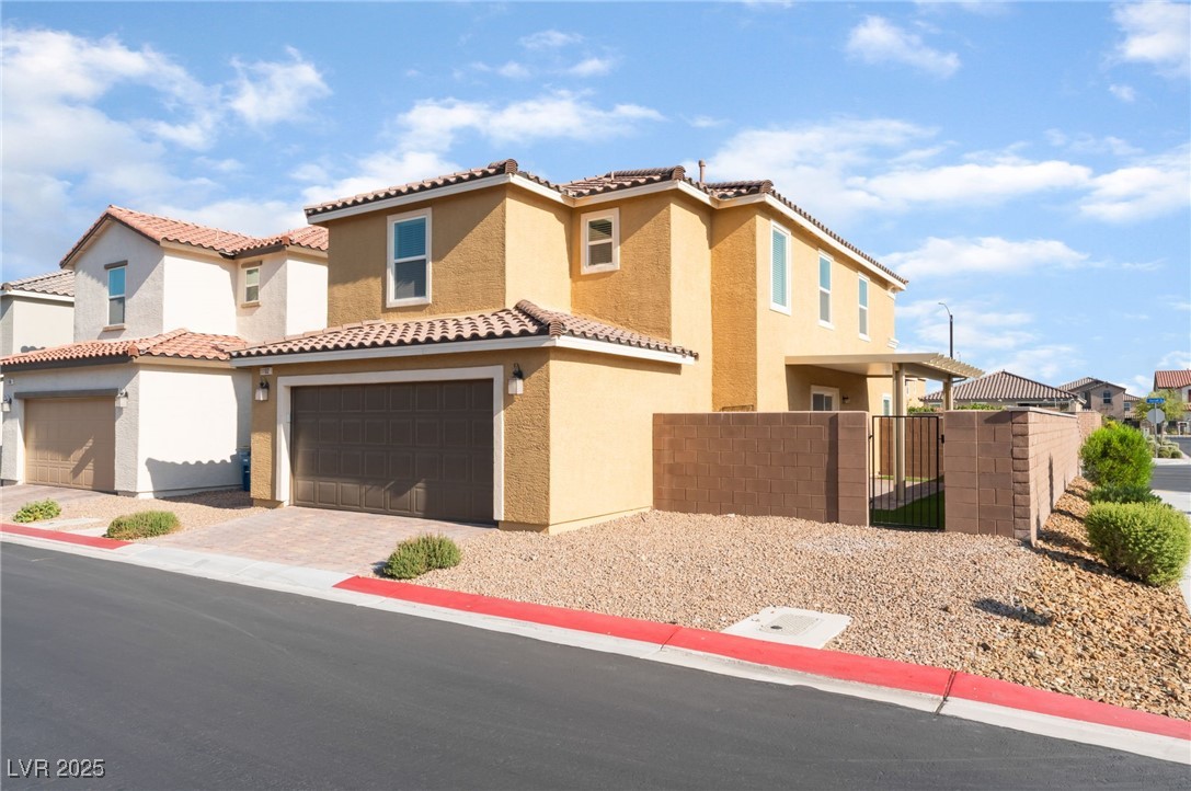 1102 East Dorrell Lane