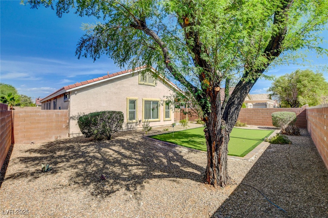 6656 Arctic Breeze Street