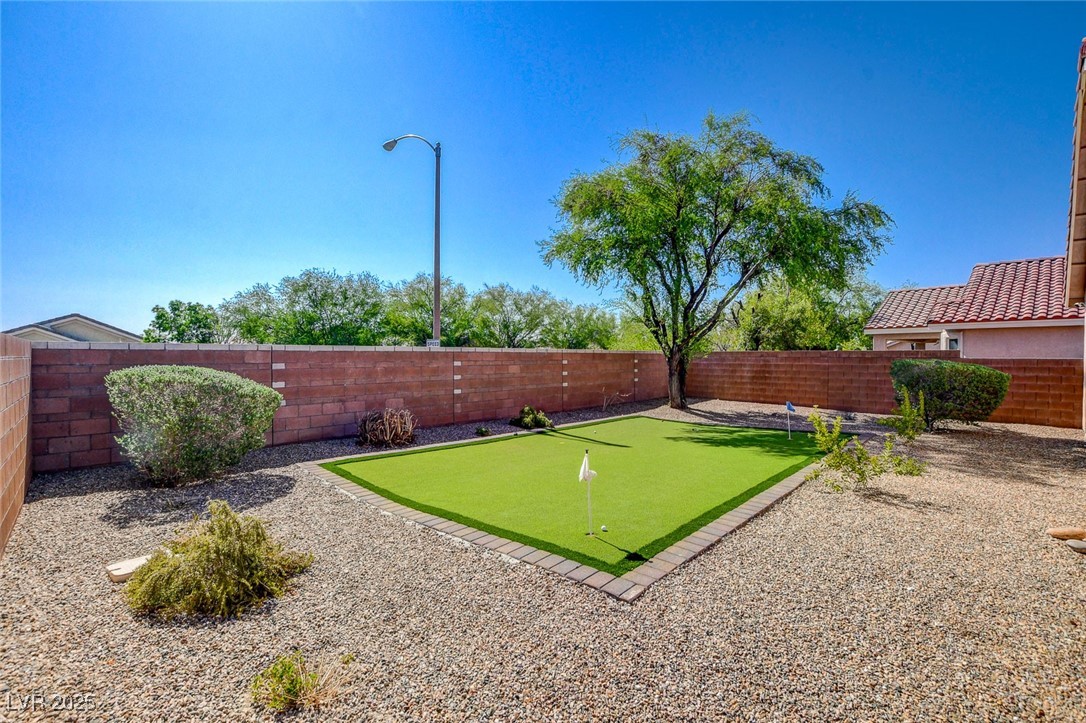 6656 Arctic Breeze Street
