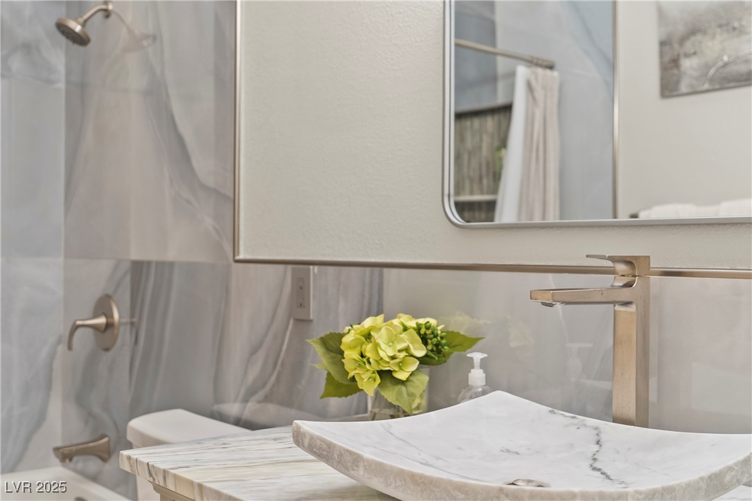 1223 Casa Palermo Circle Circle