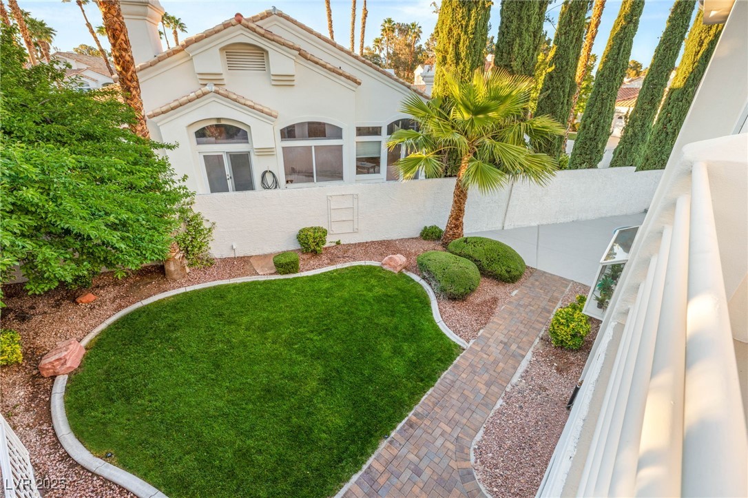 8100 Lake Hills Drive
