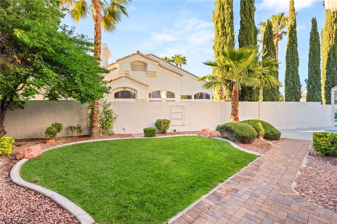 8100 Lake Hills Drive