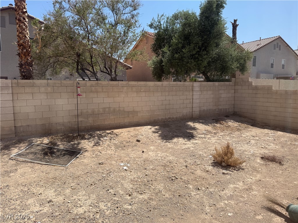 925 Scarlet Haze Avenue