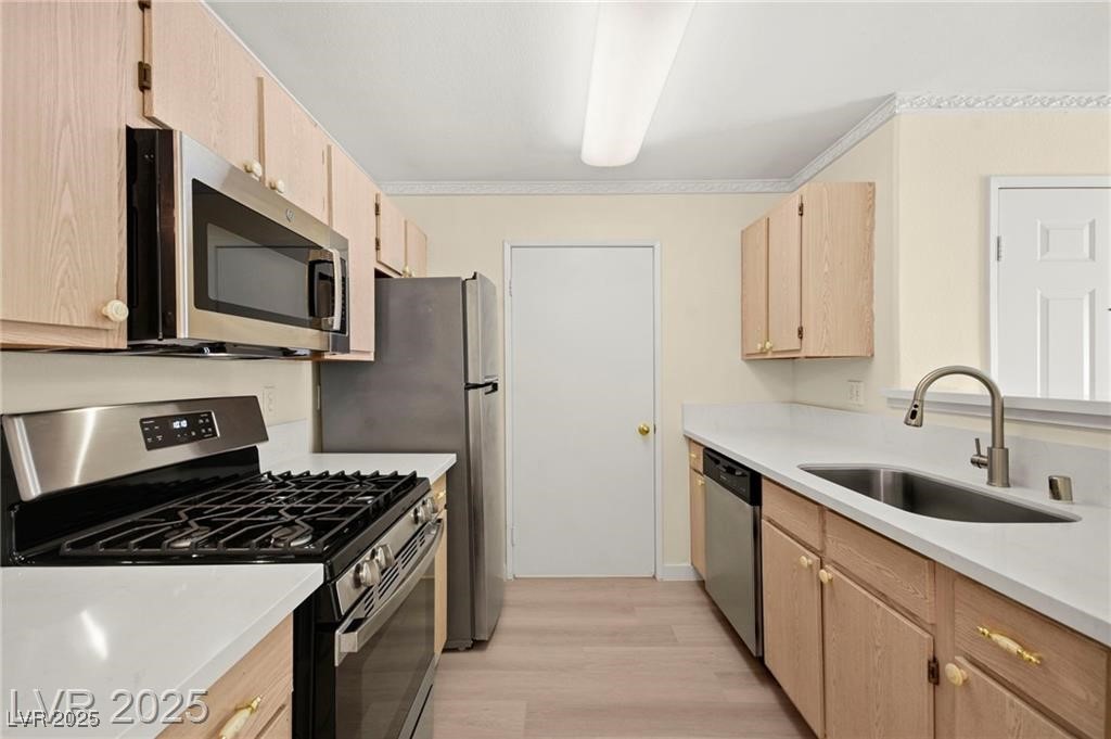7885 West Flamingo Road 1131