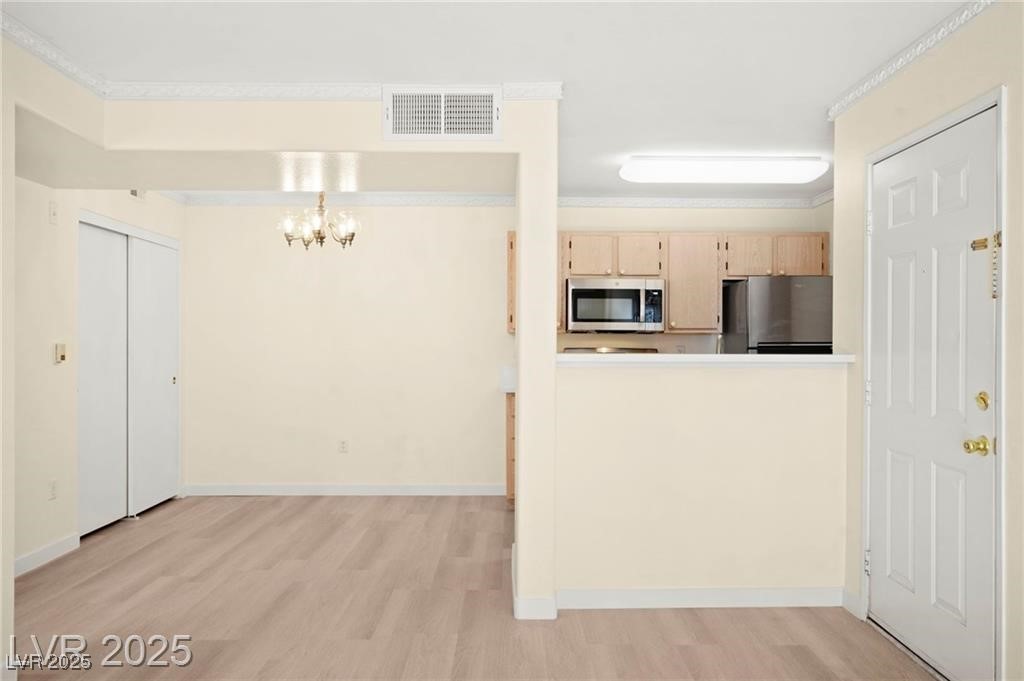 7885 West Flamingo Road 1131