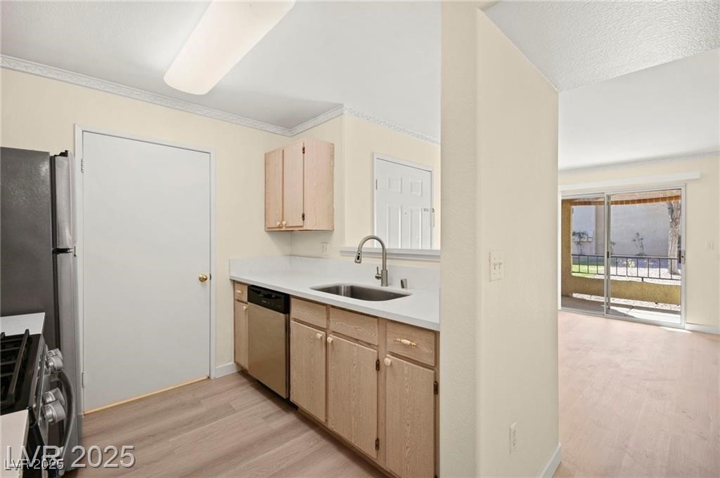 7885 West Flamingo Road 1131