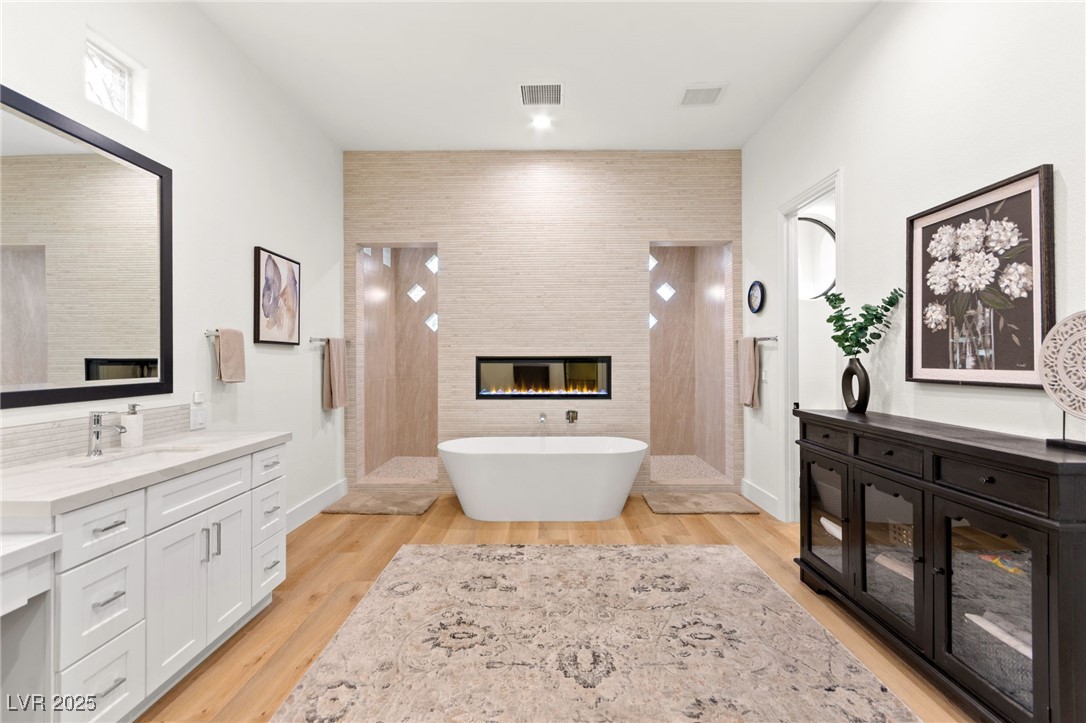 4 Via Vittorio Place