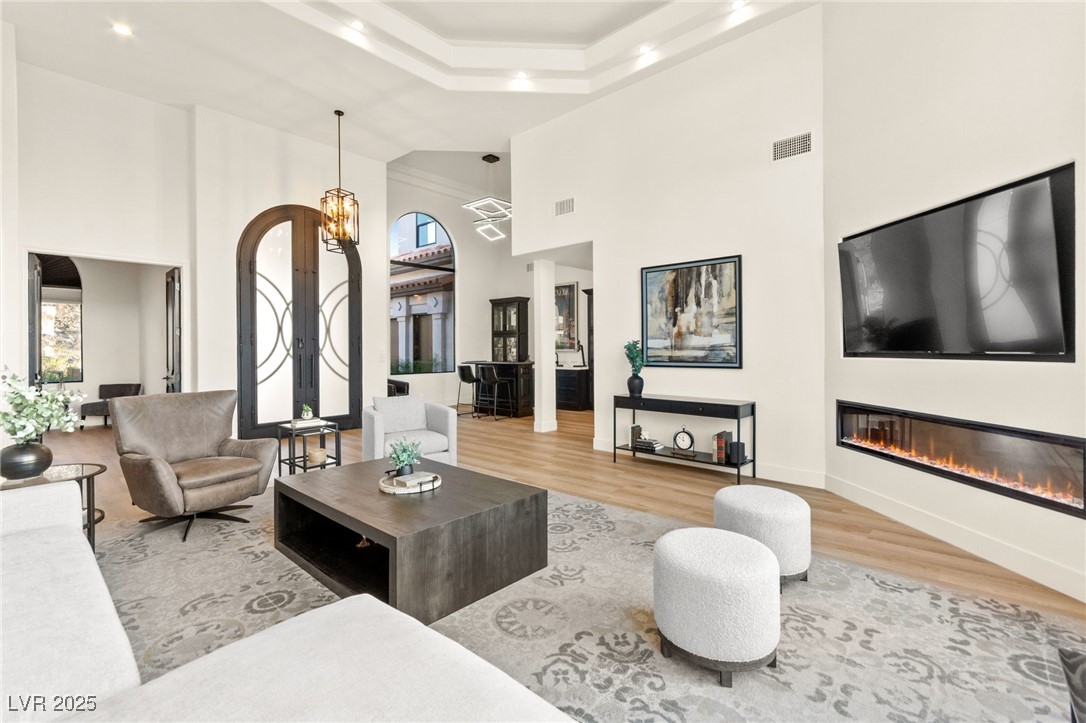 4 Via Vittorio Place