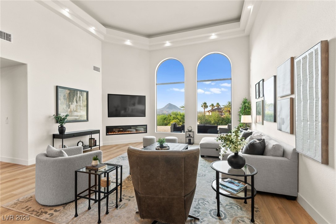 4 Via Vittorio Place