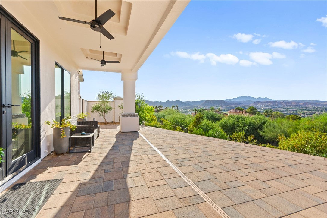 4 Via Vittorio Place