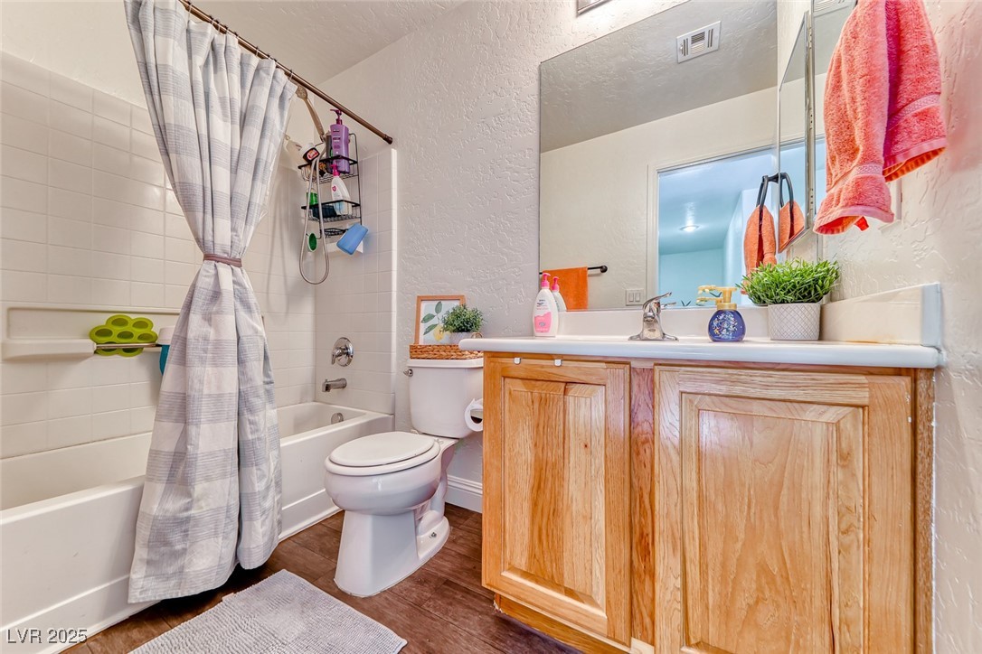 4421 Galapagos Avenue