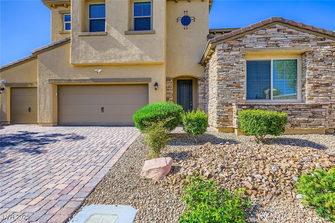 397 Pearl Fountains Court