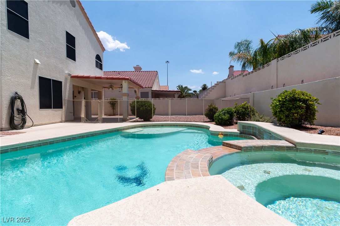 7 Barton Spring Circle