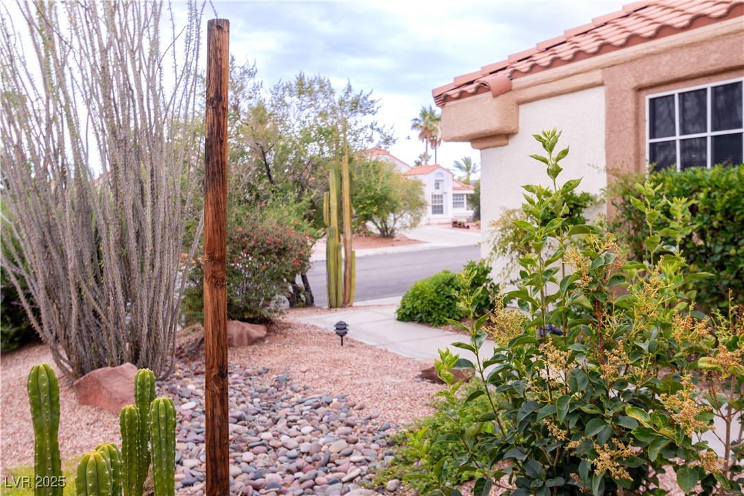 7 Barton Spring Circle