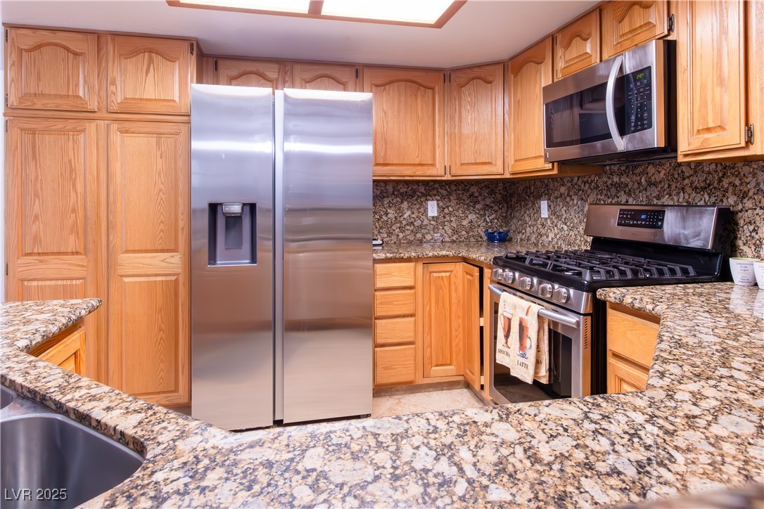 7 Barton Spring Circle